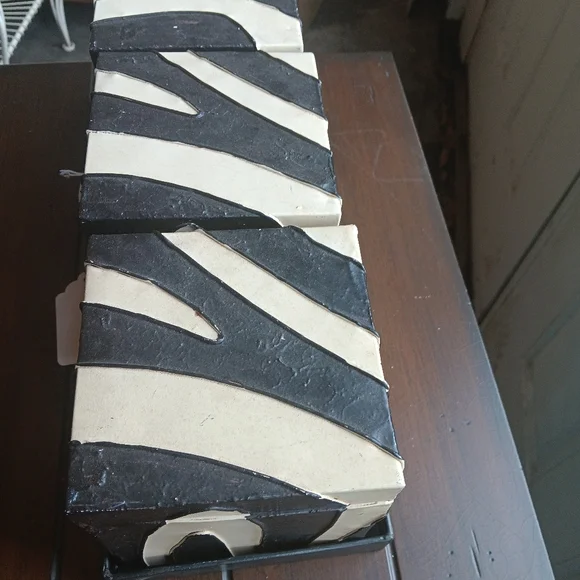 Zebra boxes. 51/4wx51/2" tall - Picture 2 of 4